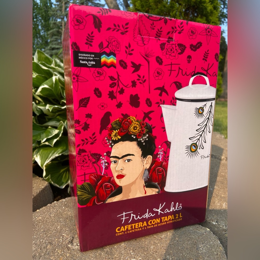 Frida Kahlo Coffee/Tea Maker. Special Edition